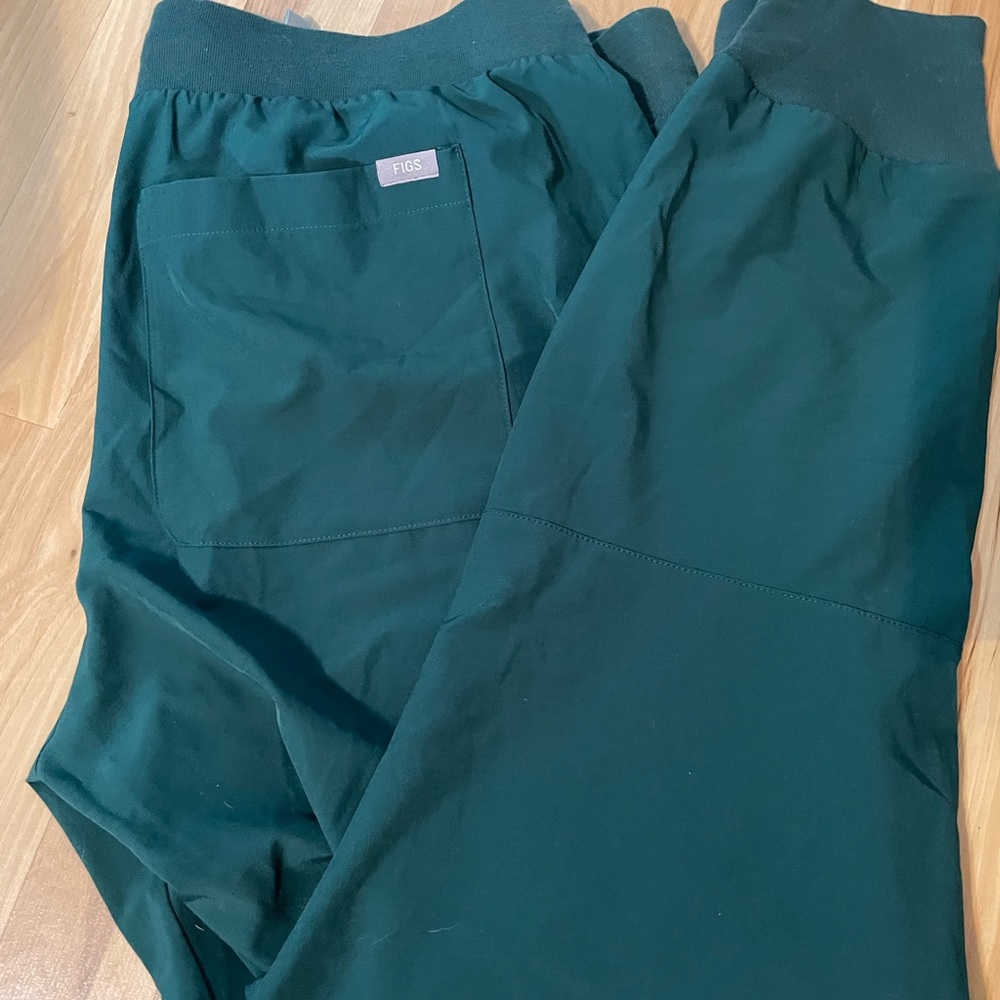 Figs Jogger XL Fionite Amazon Green. Never worn but removed tags